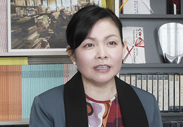 井上 麻矢さん
